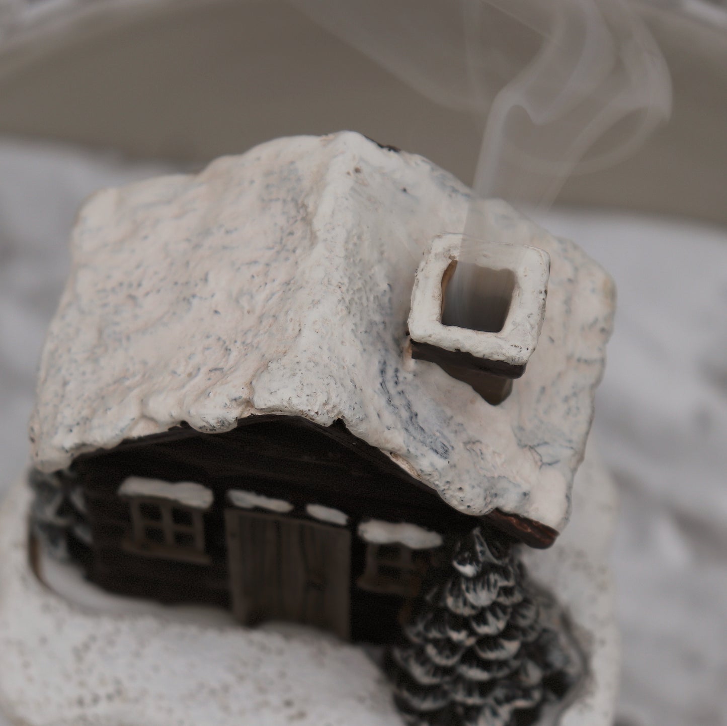 Log Cabin Incense Cone Burner